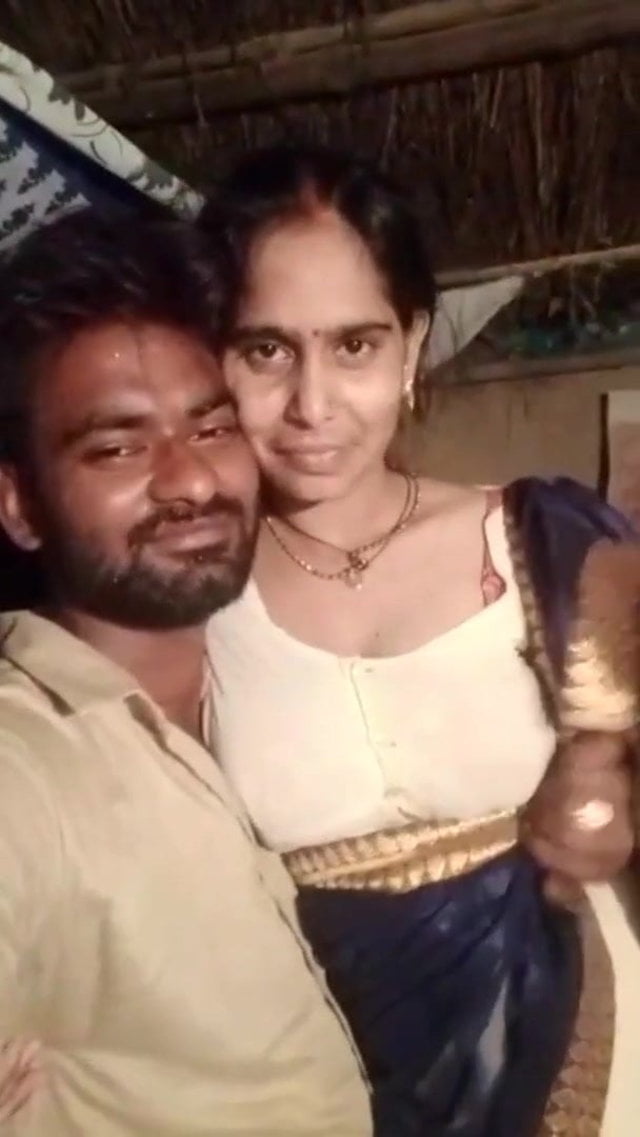 Jharkhandi Xx Video - Jharkhand couple ka jhopde me romance aur chudai ka bf video