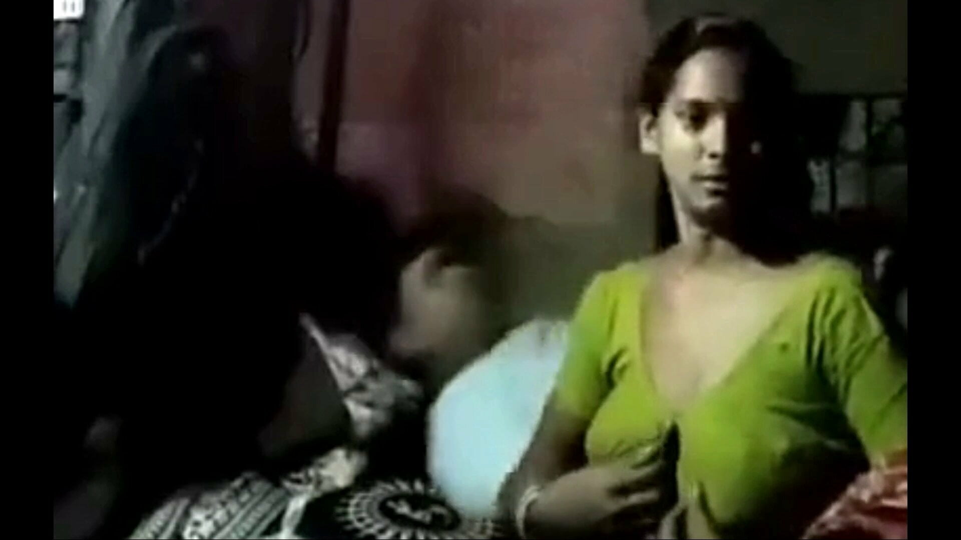 Jeth Bhabi Xnxx - Blouse wali bhabhi ko chod diya jeth ne - Family sex video