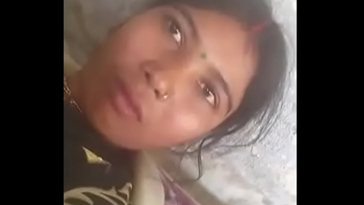 Padosan Ki Chudai Ka Sex Video Hindi - Padosan ki chikni Indian chut chodne ki hindi video
